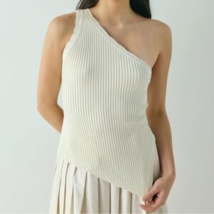 VRG GRL One-Shoulder tank